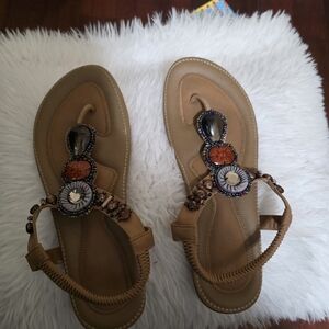 Women’s Tan Beaded T-Strap Sandals with Decorative Gem Accents